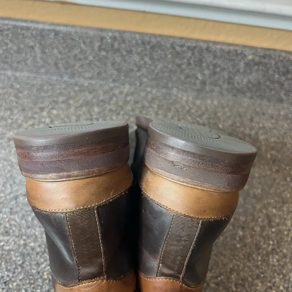 Florsheim Men's Size 8 M Brown Leather Chukka Ankle Boots Lace Up Comfort Casual